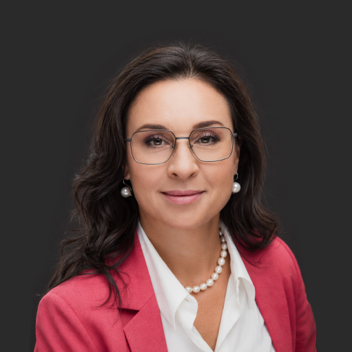 Юлия Сахарова
